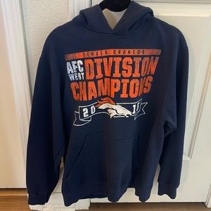 Denver Broncos Hoodie size medium Dark blue